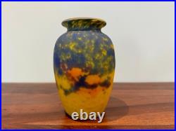 Muller et Freres Ancien vase en verre marmoréen