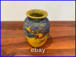 Muller et Freres Ancien vase en verre marmoréen