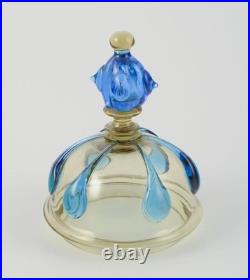 Murano, Italy. Grand vase à couvercle en verre d'art bleu et fumé