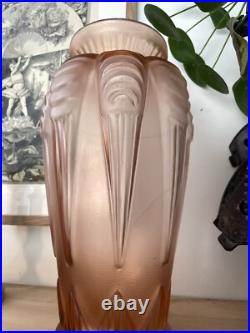 Paire De Vase (2) Verre Pressé Moulé Dépoli Rose Art Déco Circa 1930 Espaivet Paire De Vase (2) Verre Pressé Moulé Dépoli Rose Art Déco Circa 1930 Espaivet