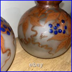 Paire De Vases Boule En Verre Peint Signé Fanus École De Nancy