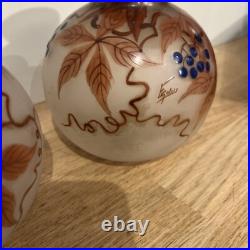 Paire De Vases Boule En Verre Peint Signé Fanus École De Nancy
