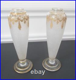Paire De Vases En Cristal Saint Louis Modele 1080 Givre Et Dorure