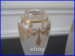 Paire De Vases En Cristal Saint Louis Modele 1080 Givre Et Dorure