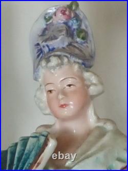 Paire Soliflore ancien Scène de genre romantique dans le goût du XVIIIe