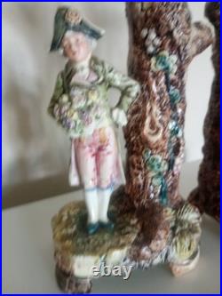 Paire Soliflore ancien Scène de genre romantique dans le goût du XVIIIe