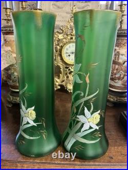 Paire de Vases Art Nouveau verre Vert émaillé Jonquilles LEGRAS