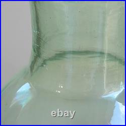 Paire de Vases en Verre Émaillé Fleurs Ombellifères Bords Godronés Art Nouveau