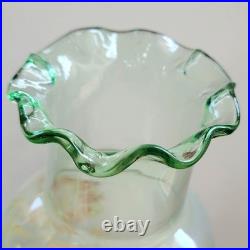 Paire de Vases en Verre Émaillé Fleurs Ombellifères Bords Godronés Art Nouveau