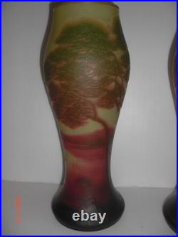 Paire de grands Vases Art Nouveau 31,5 cm dégagé à l'acide Signé J Michel