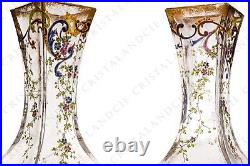 Paire de vases émaillés Art Nouveau par Baccarat. Pair of enameled Art Nouveau