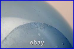 Per Lütken for Holmegaard. Vase en verre d'art dans des tons bleu clair