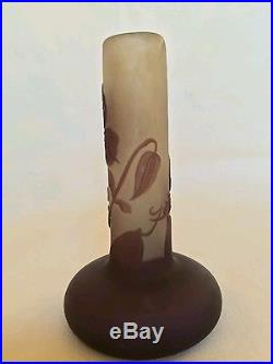 Petit Vase Gallé tubulaire à décor de fleur pensée vers 1900