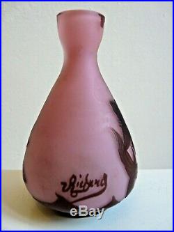 Petit Vase Pate De Verre Degagee A L'acide Signe Richard (loetz, Etling) 1920/30