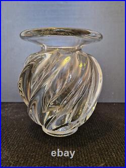 Pierre d'Avesn Rare modèle de vase torse en cristal transparent H. 15 cm