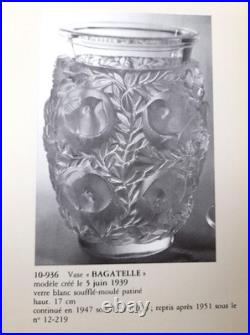 R. LALIQUE Vase Art déco BAGATELLE Oiseau Moineau non signé 1939
