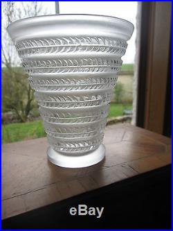 LALIQUE ? Rare vase cristal Art Nouveau décor de femme drapée signé .. France 