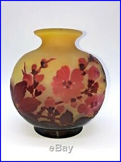 Rare Vase Gallé décor floral