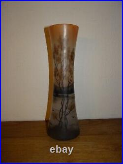 Rare Vase Signé Laignelet en Verre Peint à Décor Lacustre Style Legras 1920