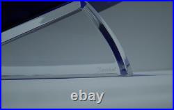 Rare Vase bas coupe bleu en de cristal Baccarat Vecteur sculpture