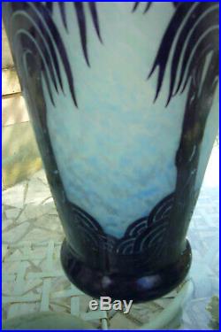 Rare beau vase LE VERRE FRANCAIS aux 4 palmiers bleus CHARDER SCHNEIDER5