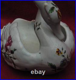 Rare magnifique ancien statue faïence cygne signé E Gallé Nancy bon état gènéral