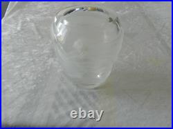Rare vase cristal Art Nouveau décor de femme drapée signé. France / LALIQUE