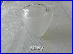 Rare vase cristal Art Nouveau décor de femme drapée signé. France / LALIQUE