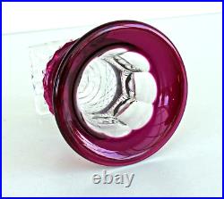 SAINT-LOUIS Vase Médicis Modèle Versailles en Cristal Doublé Violet Signé SAINT-LOUIS Vase Médicis Modèle Versailles en Cristal Doublé Violet Signé