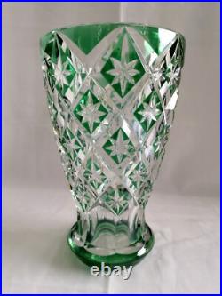 Saint-Louis France grand vase en cristal Overlay vert en excellent état