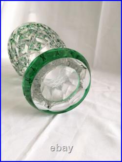 Saint-Louis France grand vase en cristal Overlay vert en excellent état