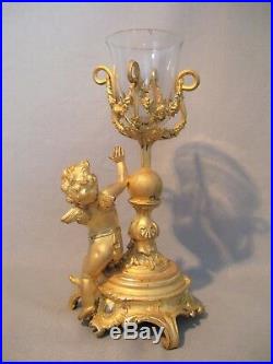 Soliflore / bougeoir avec putti en bronze doré époque XIX ème siècle