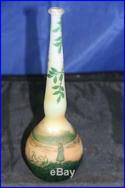 Soliflore vase pâte de verre à décor dégagé signature à identifier