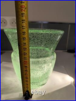 Sublime ancien VASE en CRISTAL vert bullé signé DAUM NANCY France 17 Cm
