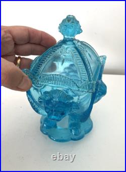 Sucrier en verre bleu têtes de lion et de boucs Vallerysthal -Portieux