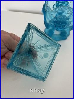 Sucrier en verre bleu têtes de lion et de boucs Vallerysthal -Portieux