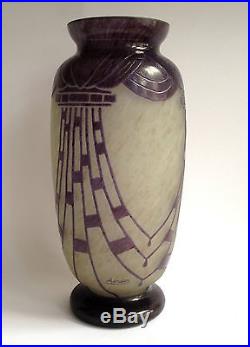 Superbe Vase Art Déco signé CHARDER, décor dégagé à l'Acide. French Art Glass