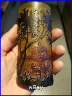 Superbe Vase Soliflore DAUM NANCY paysage Lac Dégagé acide old daum 1900 no copy