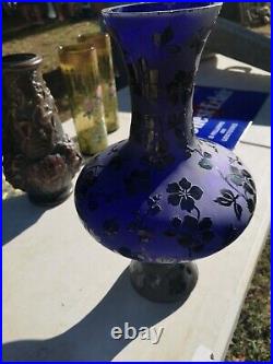 Superbe Vase pâte de verre bleu dégagé À L'Acide Orchidées Noires Art Déco 40cm