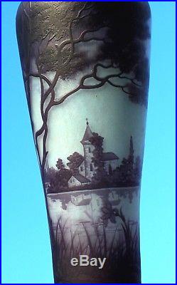 Superbe grand vase Muller décor lacustre et village éra Daum Gallé