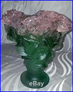 Superbe vase Daum collection les roses