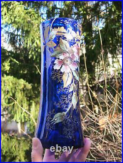 Superbe vase en verre émaillé de roses sauvages fond bleu cobalt par Legras n°1