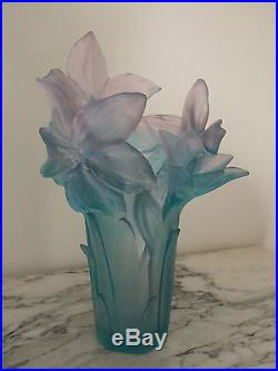 Tres Beau Vase Amaryllis Rose Jade Pate De Vert Signe Daum Neuf