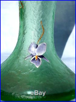 Très joli vase 1900 violettes au vent par Montjoye, era daum Galle legras