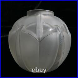 Très très rare vase boule blanc poli satiné A. HUNEBELLE Nymphéa ART DECO 1930