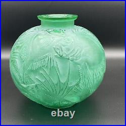 Un vase poisson de R. Lalique