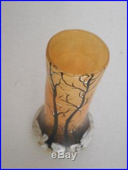 VASE EN VERRE EMAILLE LEGRAS. ART NOUVEAU. Paysage hivernal, neige