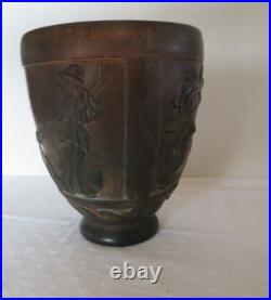 -VASE PATE DE VERRE signé sous Pied G de FEURE DANSEUSES MUSICIENNES ANTIQUES