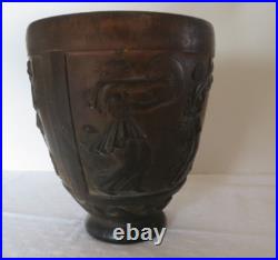 -VASE PATE DE VERRE signé sous Pied G de FEURE DANSEUSES MUSICIENNES ANTIQUES