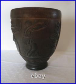 -VASE PATE DE VERRE signé sous Pied G de FEURE DANSEUSES MUSICIENNES ANTIQUES